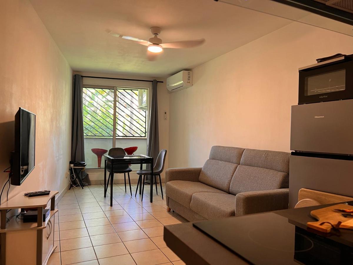 Le Ti Canbou - Studio - Pres De La Plage -By Sister Home Saint-Gilles-les-Bains Exterior photo